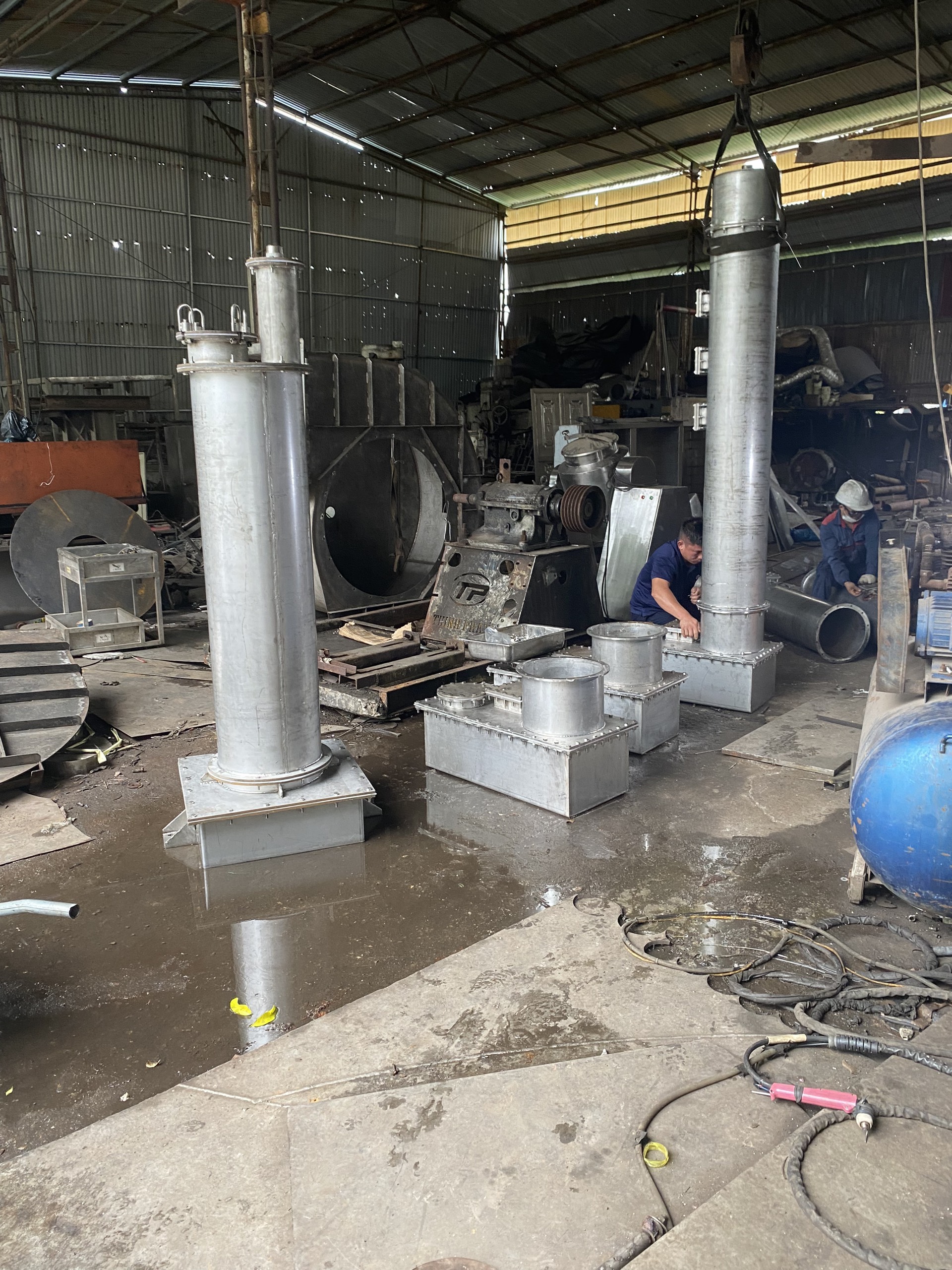 THIẾT BỊ INOX GIA CÔNG THEO YÊU CẦU – BỒN / THÁP / CỤM LỌC CÔNG NGHIỆP